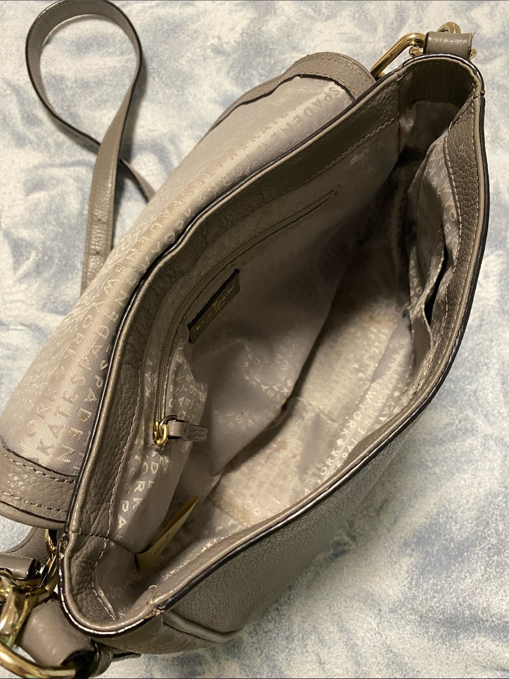 kate spade gray pebble leather crossbody with gold hardware - Picture 8 of 8